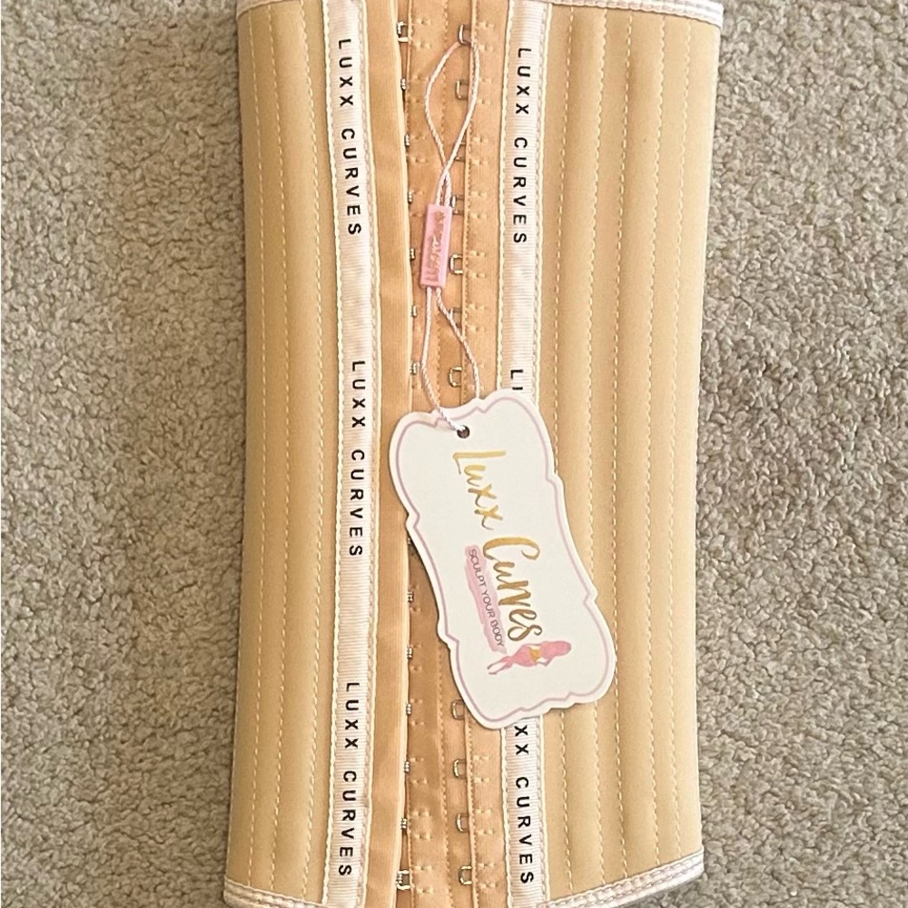 New in Package Luxx Curves Beige Waist Trainer size small, medium torso
